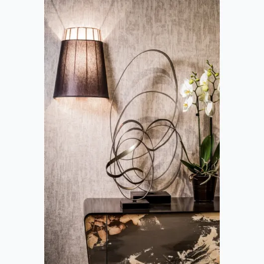Sofia Applique lamp in metal and linen by Cantori.