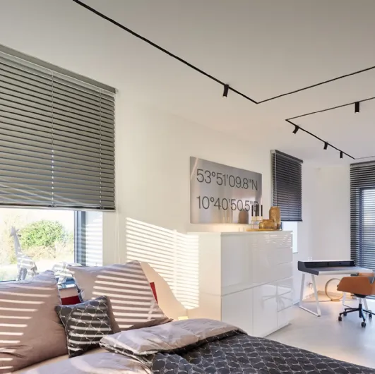 Artemide's Vector Magnetic Lamp.