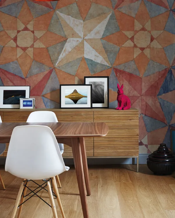 Ethnic wallpaper Caleido Rosa by Inkiostro Bianco