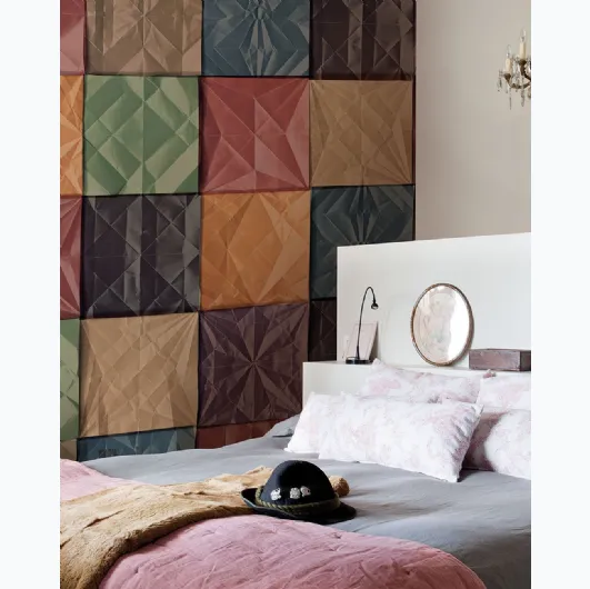 Colorful crumpled paper effect wallpaper by Inkiostro Bianco.