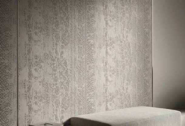 Wallpaper Traces by Glamora.