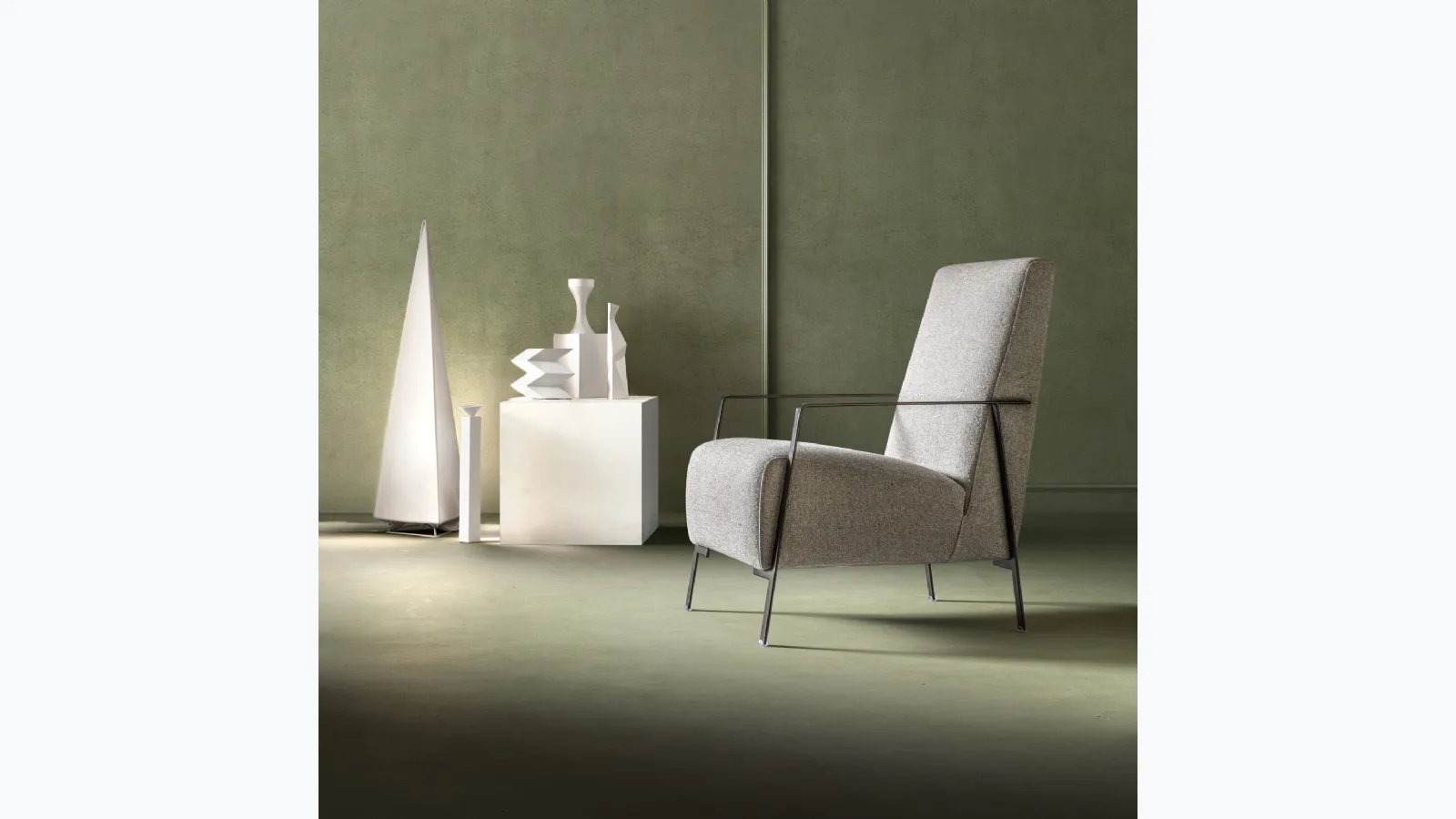 Angy fabric armchair by Samoa