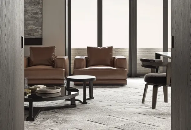 Augusto leather armchair by Molteni & C