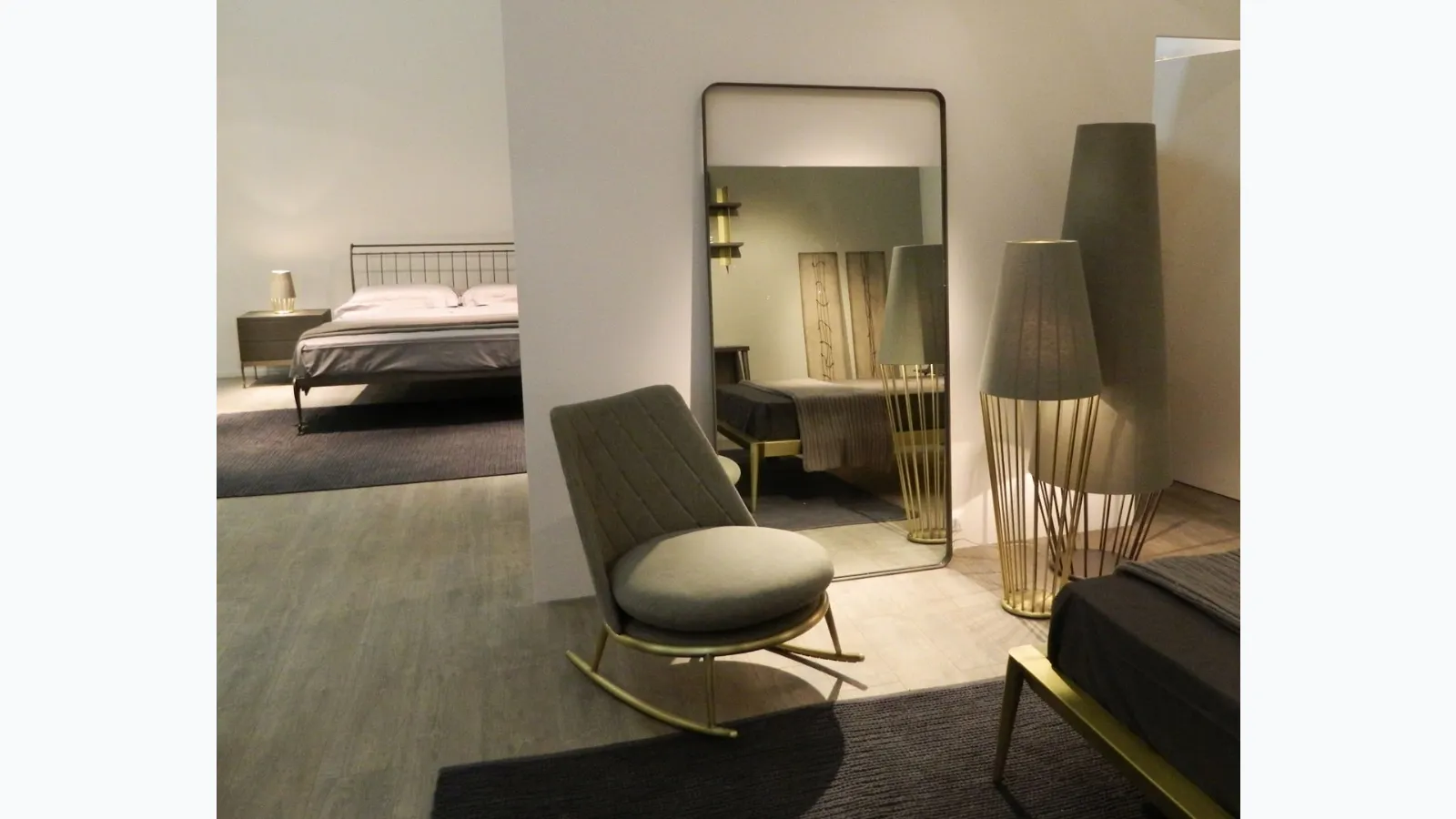 Aurora rocking armchair by Cantori