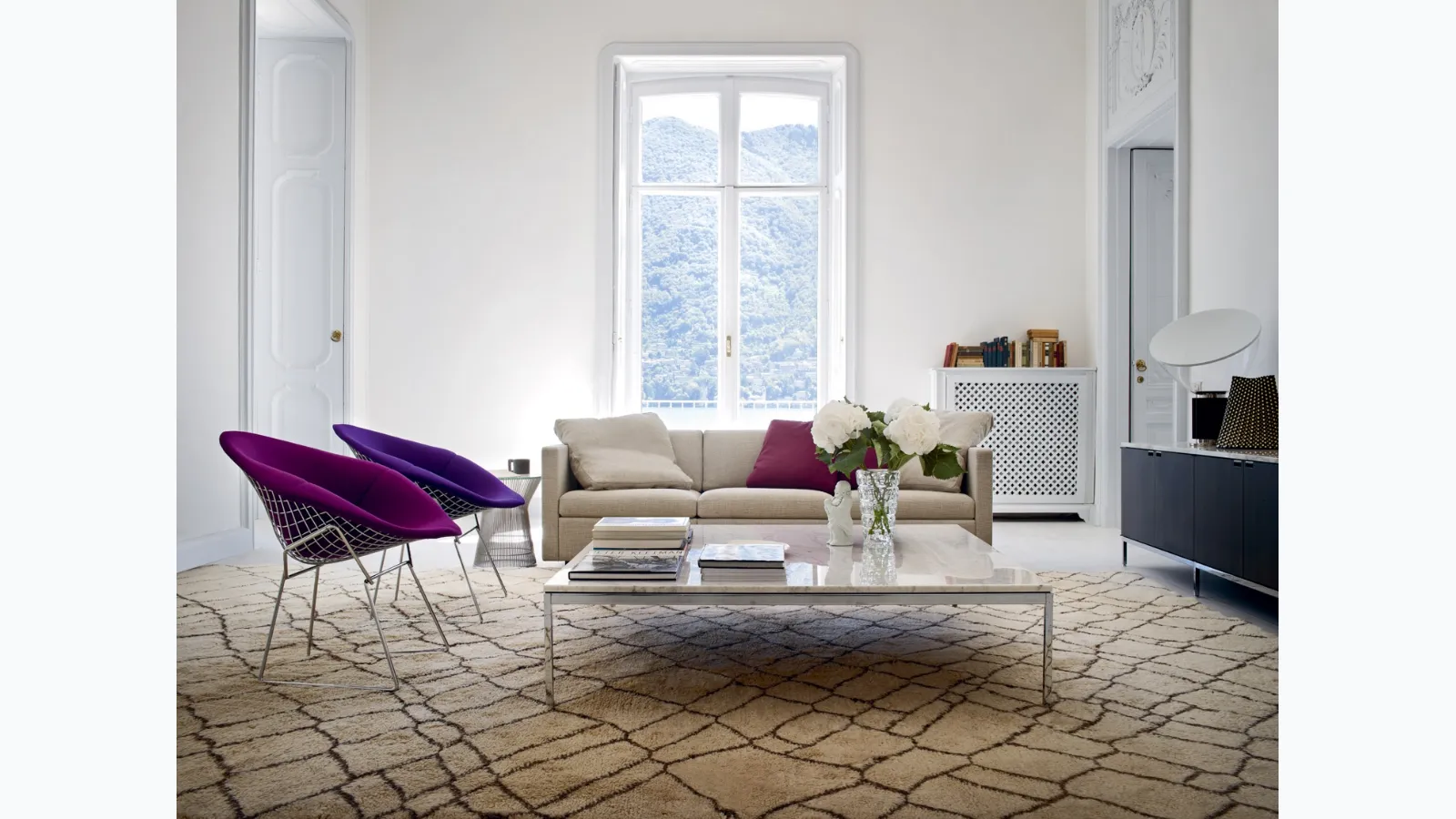 Bertoia Diamond Chair by Knoll