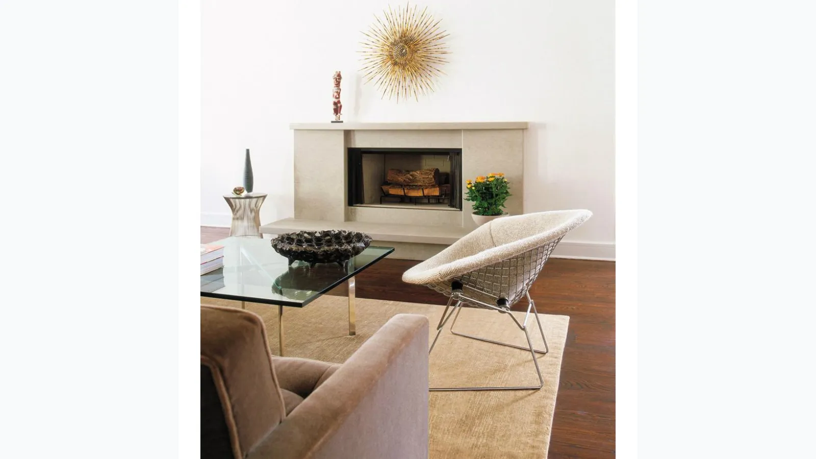 Bertoia Large Diamond™ Chair, a metal chair upholstered in Knoll fabric