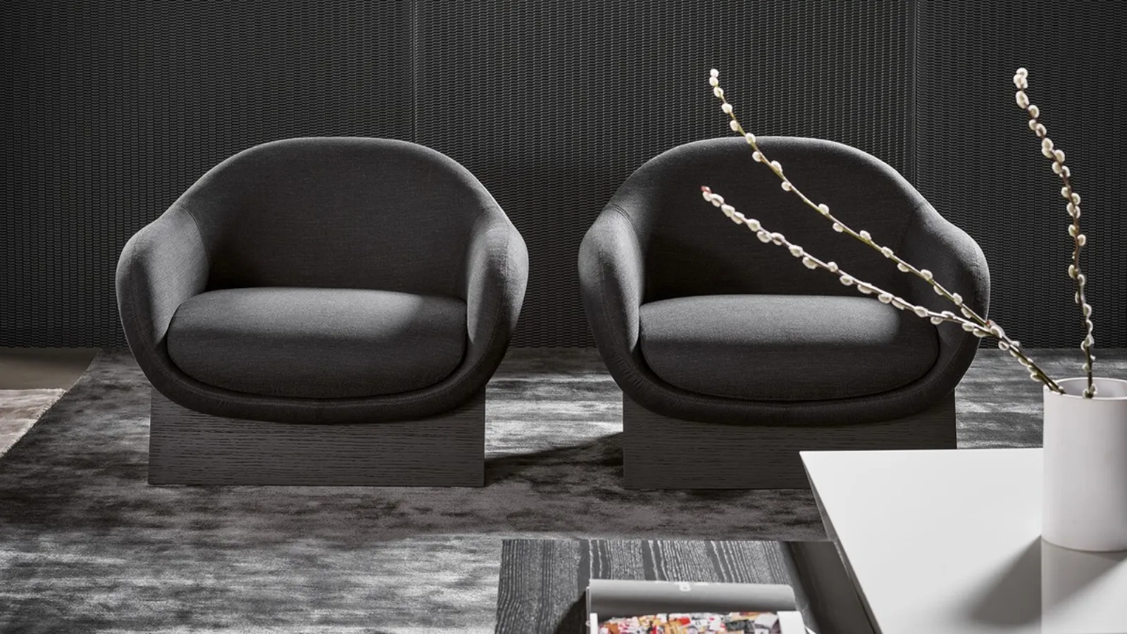 Boolean armchair by Bonaldo