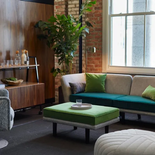 D'Urso Swivel Chair armchair by Knoll.