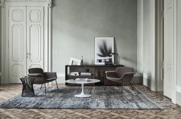 KN04 Lounge Chair armchair by Knoll.