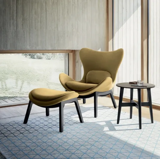 Lazy armchair in Calligaris fabric.