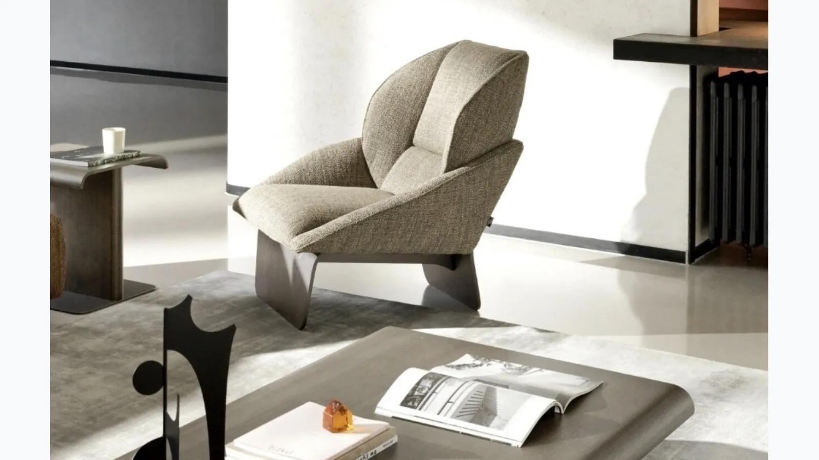 Lotus armchair by Ditre Italia