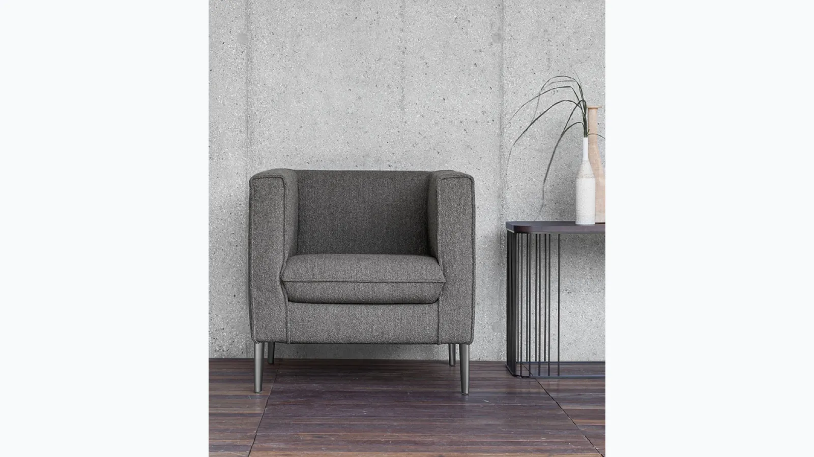 Lucas armchair by Twils