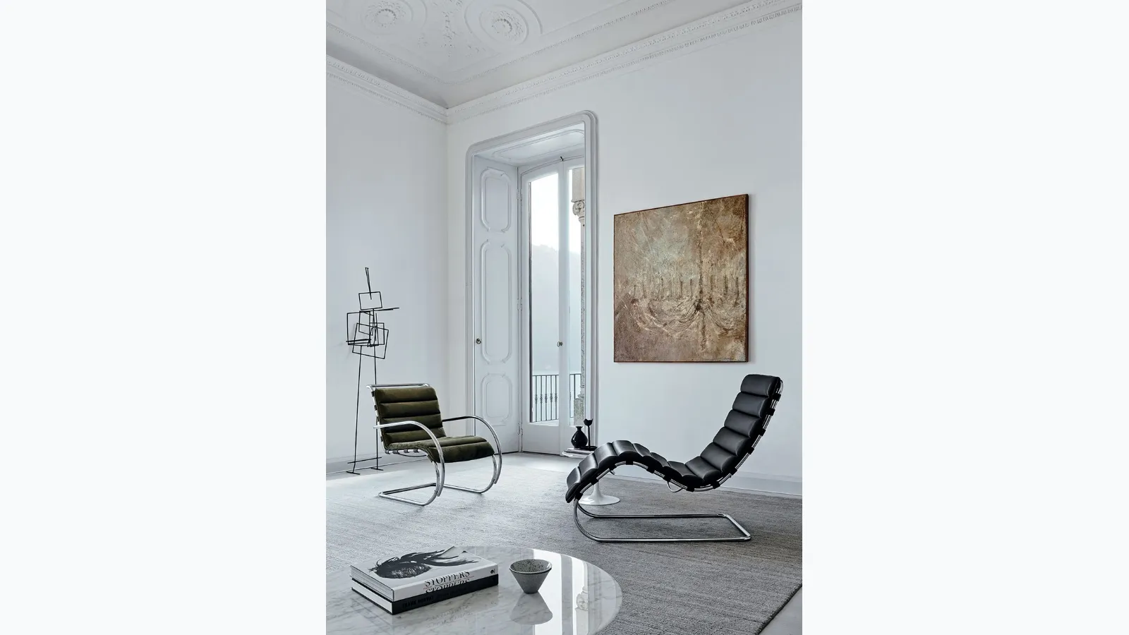 MR Chaise Lounge armchair by Knoll