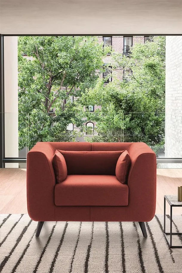 Nemo armchair in Felis fabric.