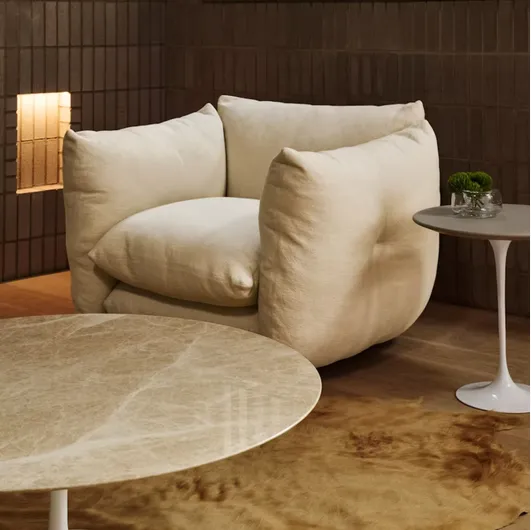 Knoll Pillows Armchair