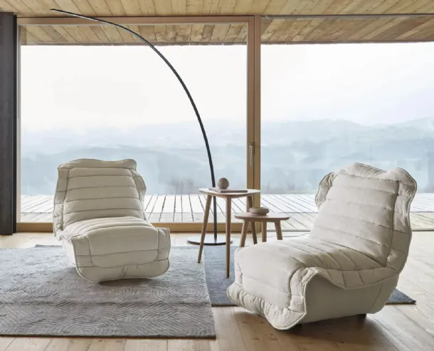 Plumeau Lounge Armchair by Gervasoni