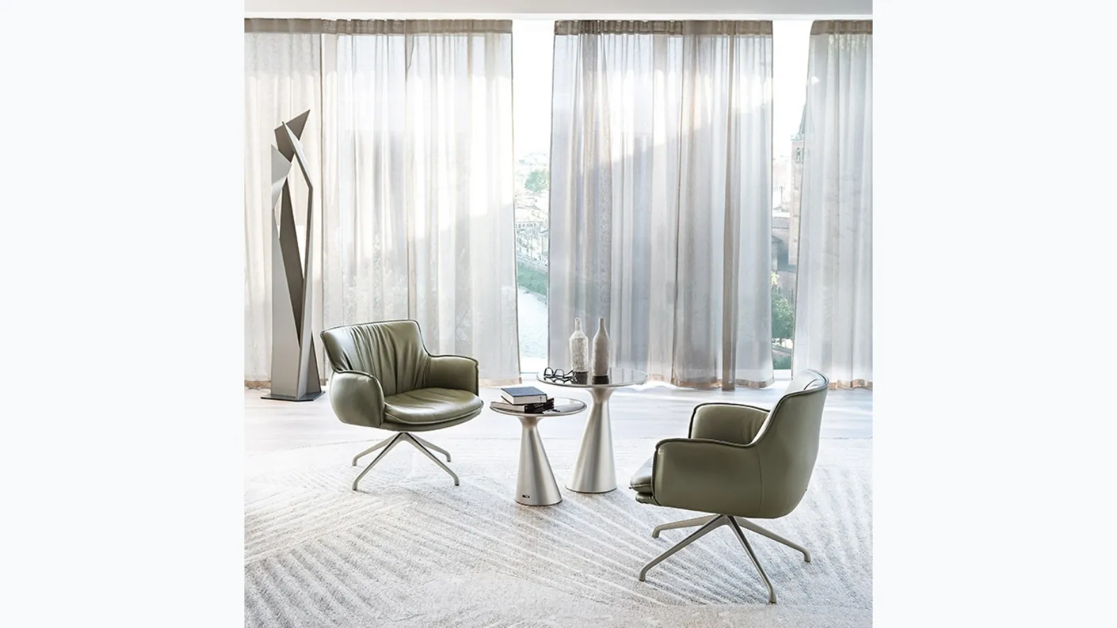 Rhonda Lounge leather armchair by Cattelan Italia