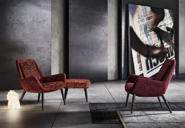 Tecla armchair by Samoa.