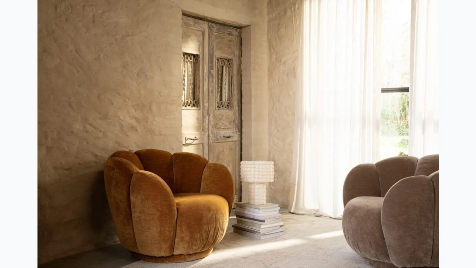 Tulip Armchair in Velvet by Bizzotto