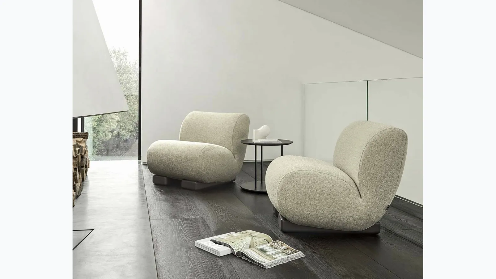 Wallaby armchair in padded fabric by Ditre Italia