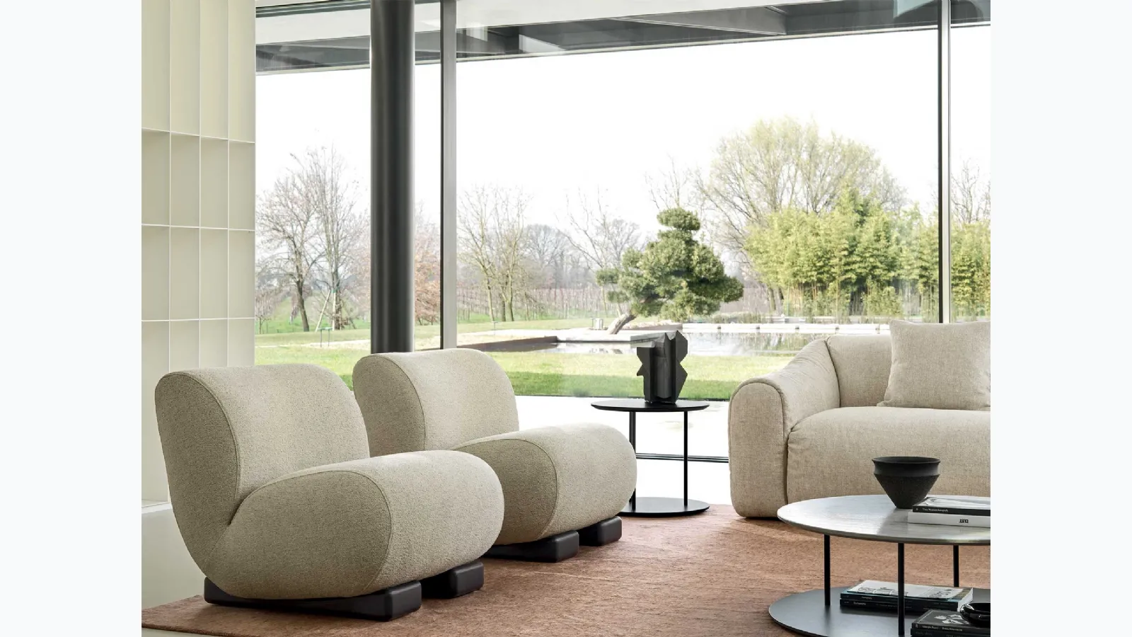 Wallaby armchair in padded fabric by Ditre Italia