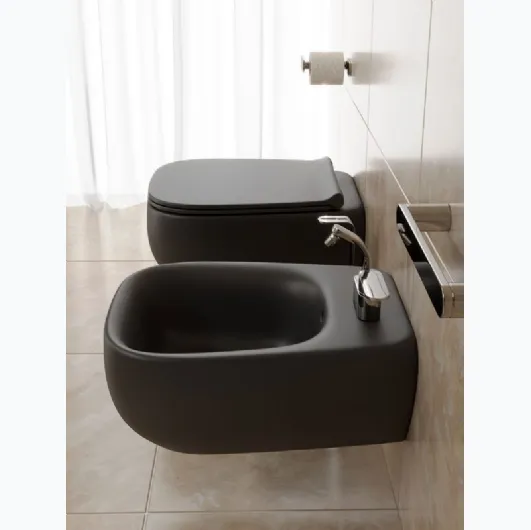 Flaminia's Fluorescent Bathroom