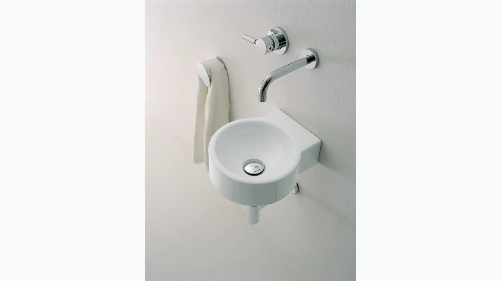Mini Twin washbasin by Flaminia