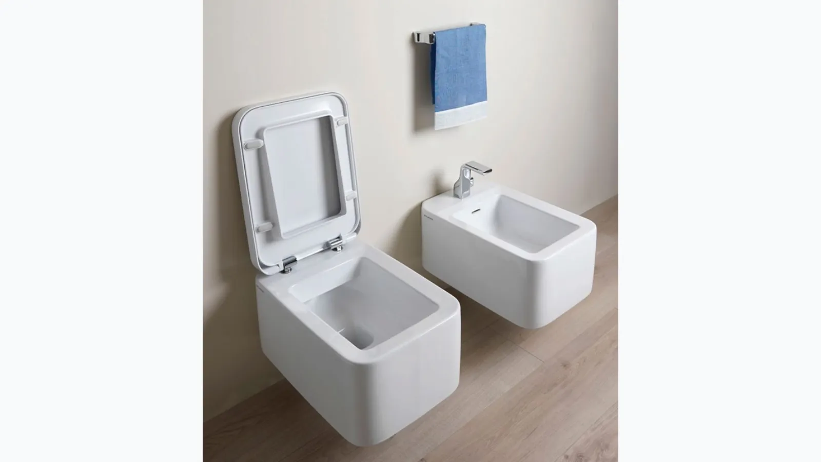 Nile bathroom fixtures by Flaminia