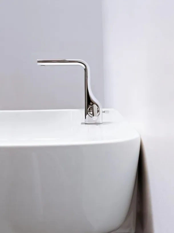 Noké Flaminia Faucets and Showers
