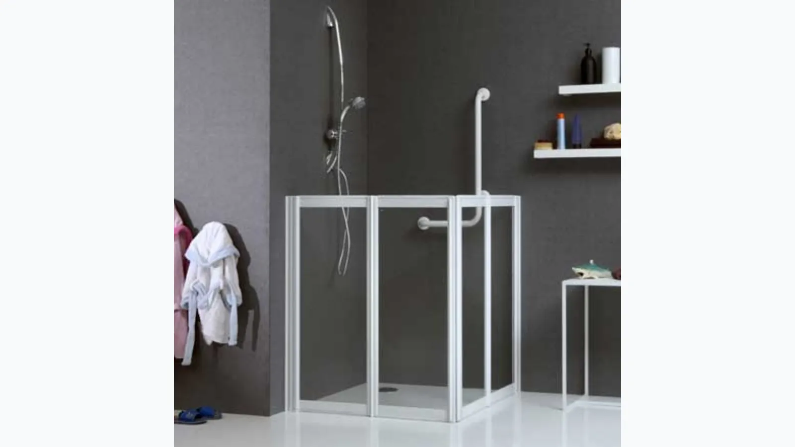 Low shower box with Pagoda folding opening by Megius.