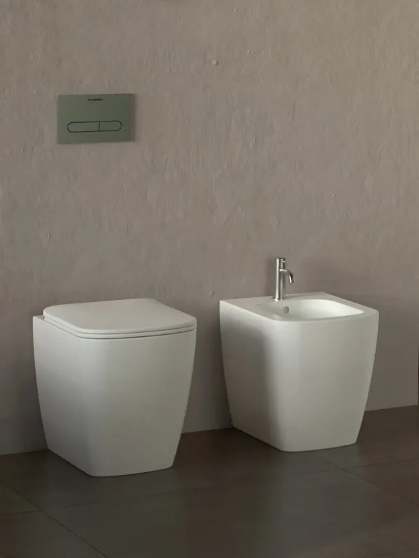 Play Plus sanitary ware by Flaminia.