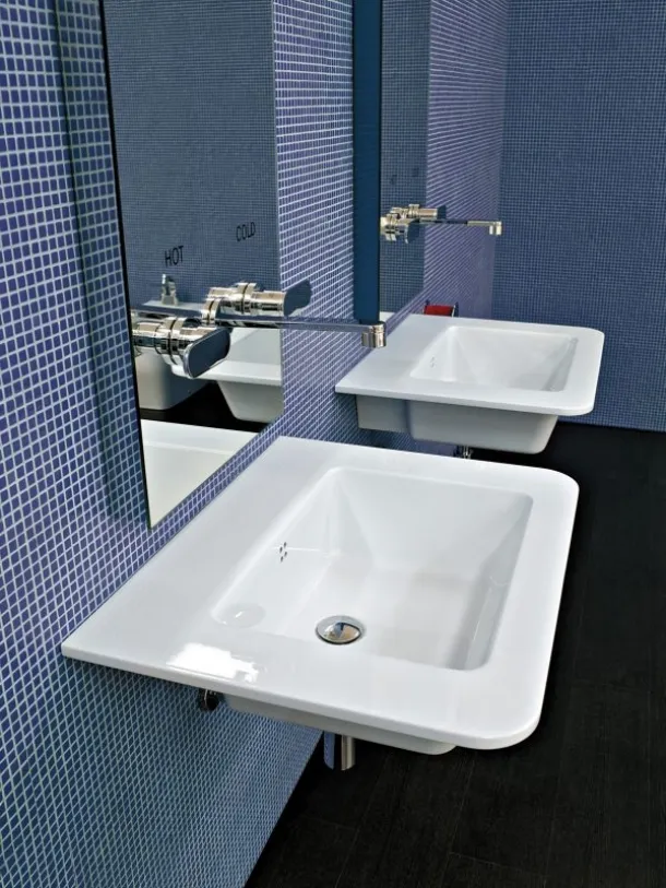 Flaminia's Flight Washbasin