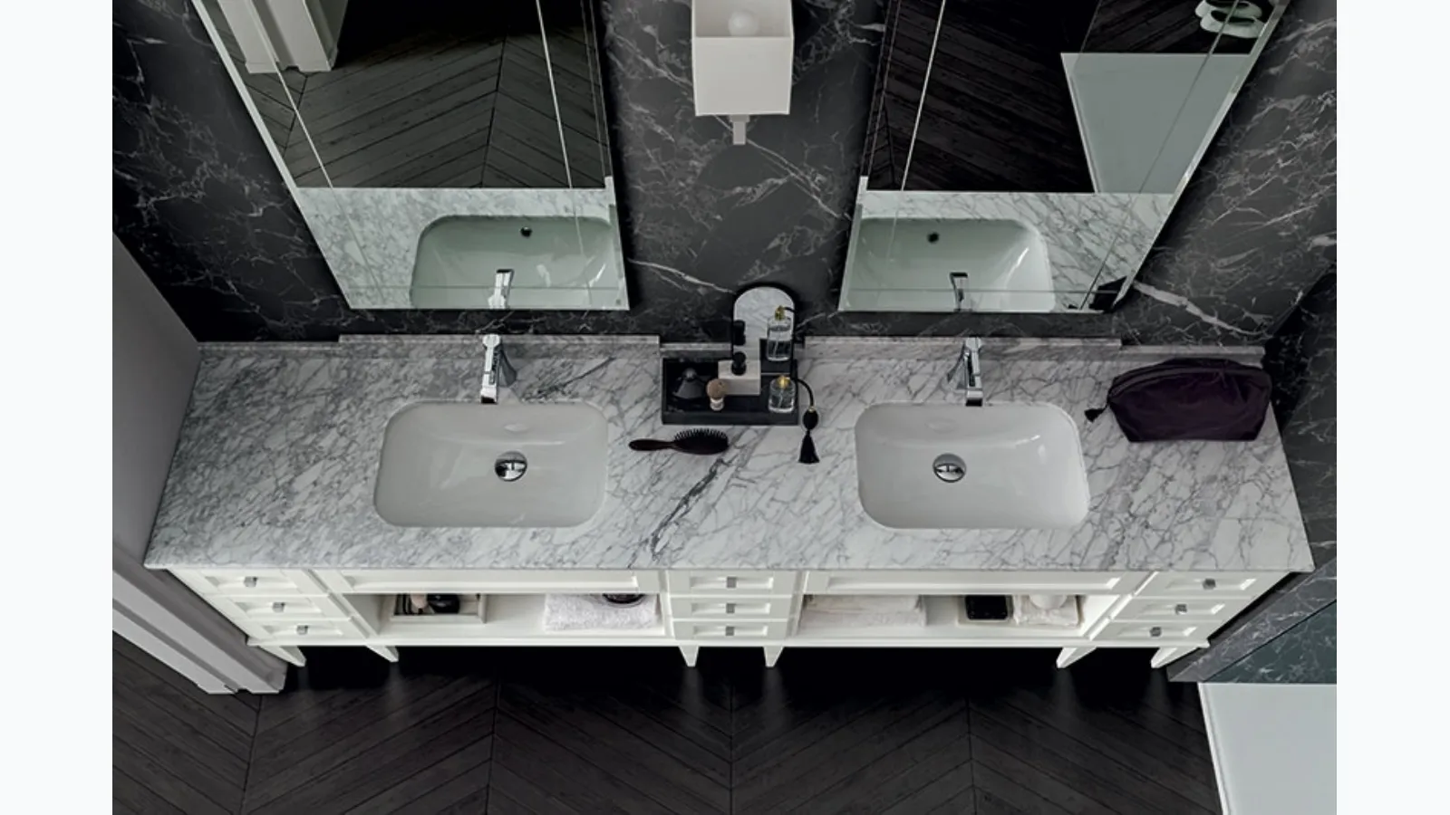 Bathroom cabinet York 01 in white lacquer with Carrara marble top by Cerasa.