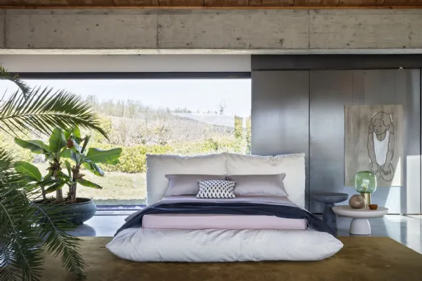 Upholstered fabric bed Alba by Mogg