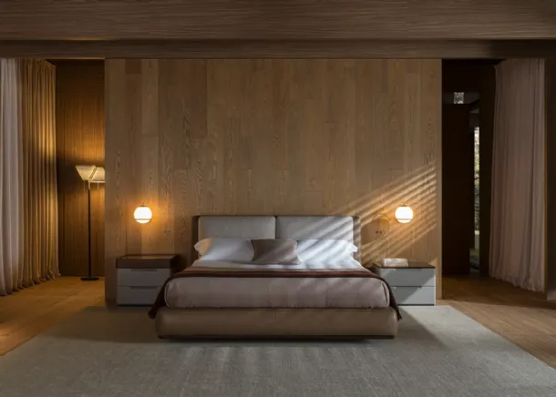 Double leather bed Aldgate by Molteni & C
