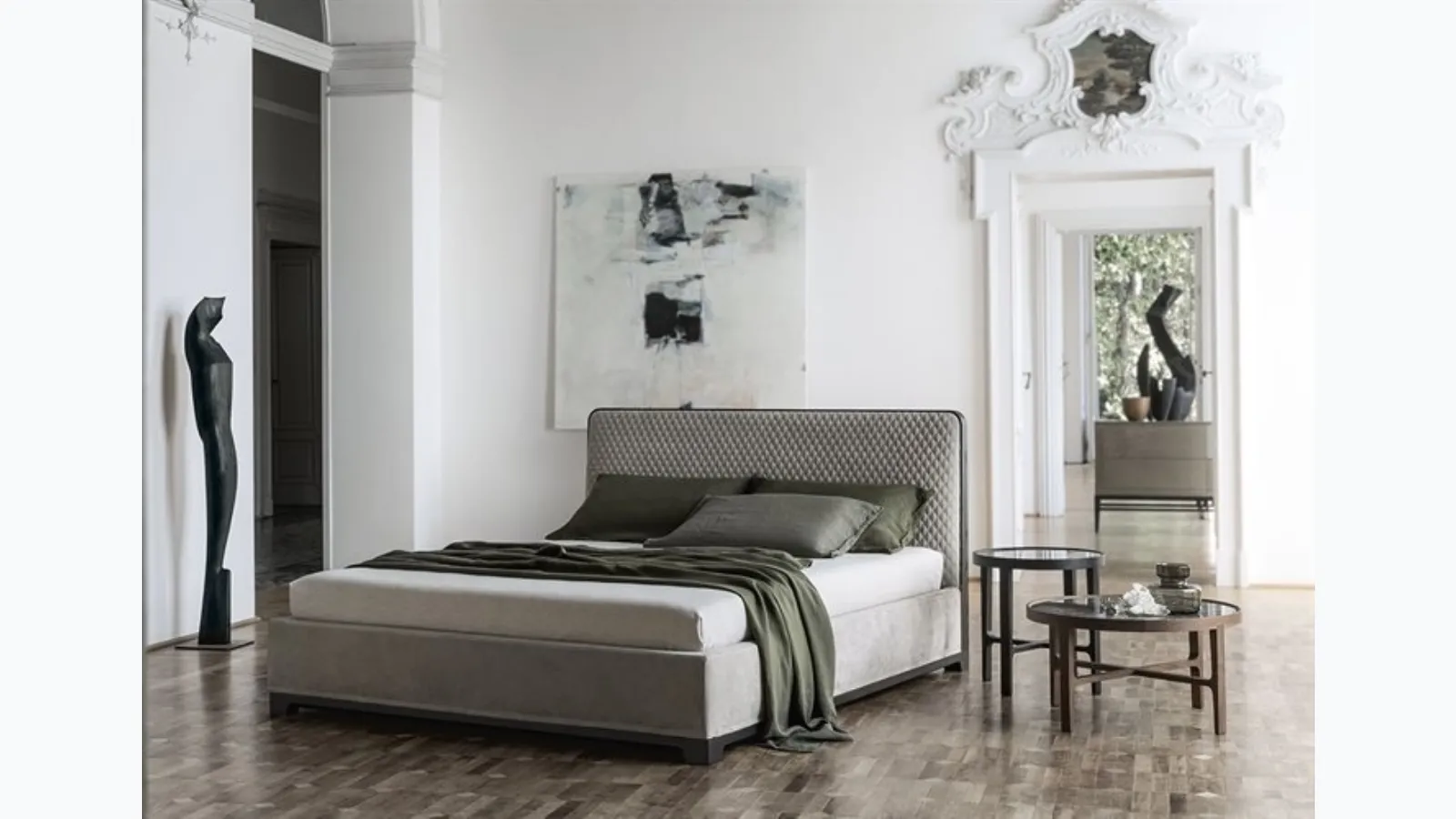 Fabric bed with padded headboard Bali by Alivar.