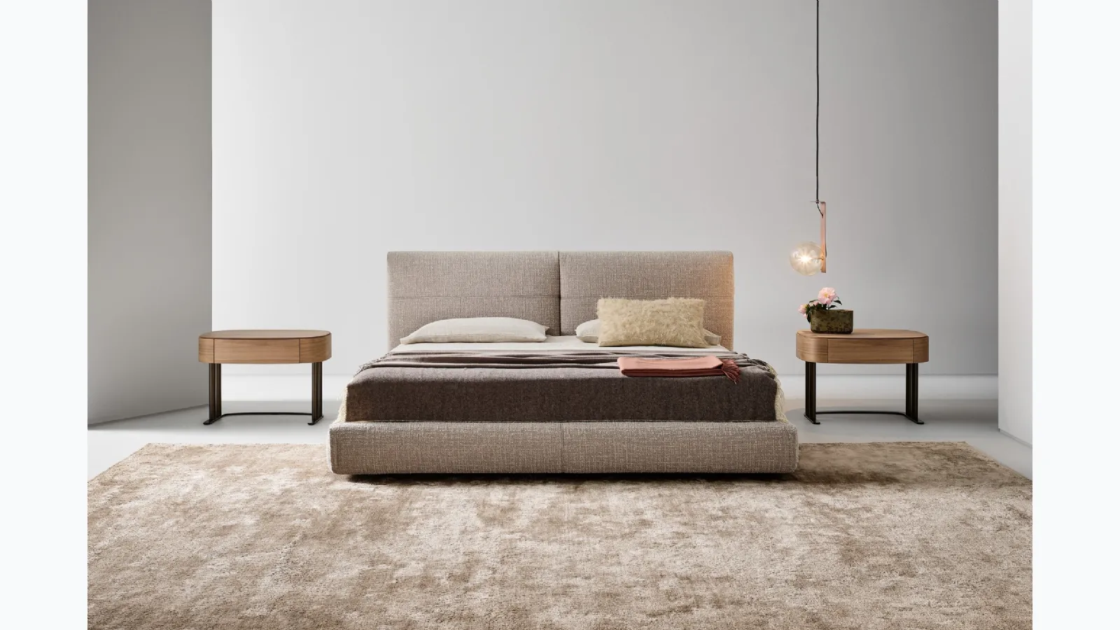 Belloalto Bed by Bonaldo