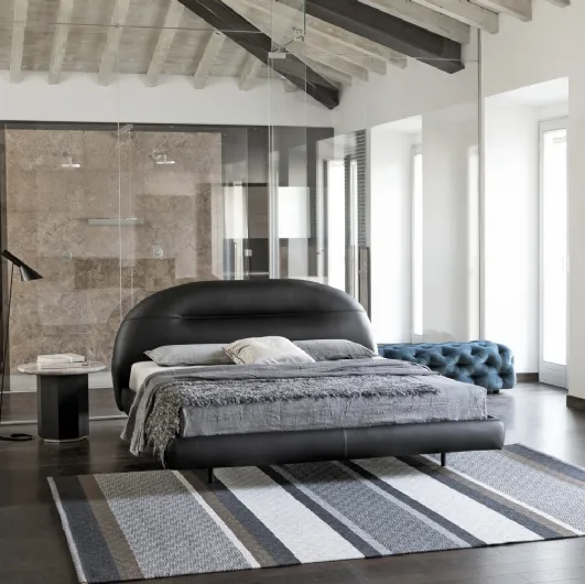 Brooklyn bed by Flexteam.