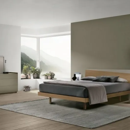 Bed with headboard Charlie in amber walnut material and matte salt lacquer by Tomasella.