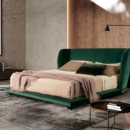 Criss Cross padded bed by Valentini