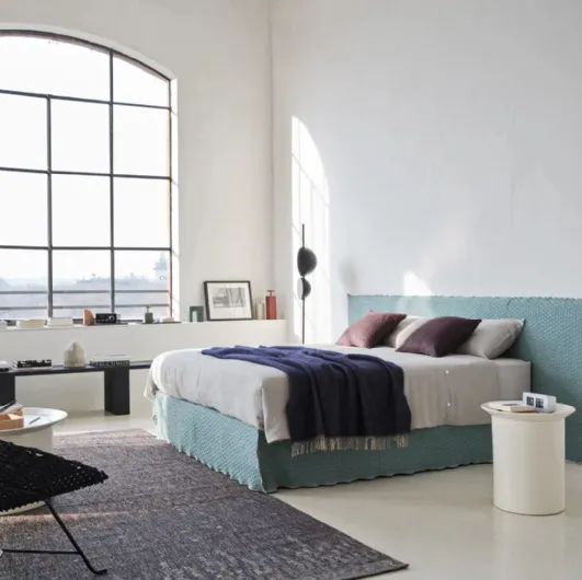 Easy padded bed by Gervasoni