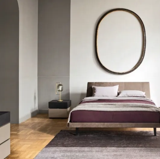 Febo 3|0 leather bed by Sangiacomo