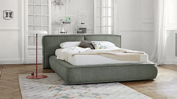 Fluff fabric bed by Bonaldo