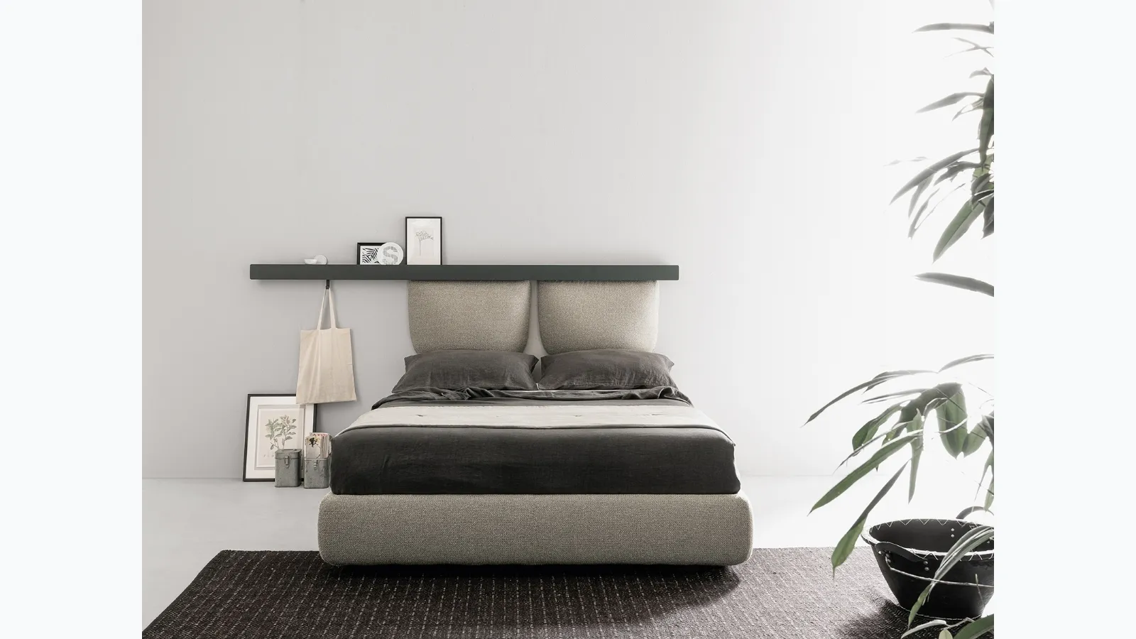 Upholstered fabric bed Groove Zip by Caccaro.