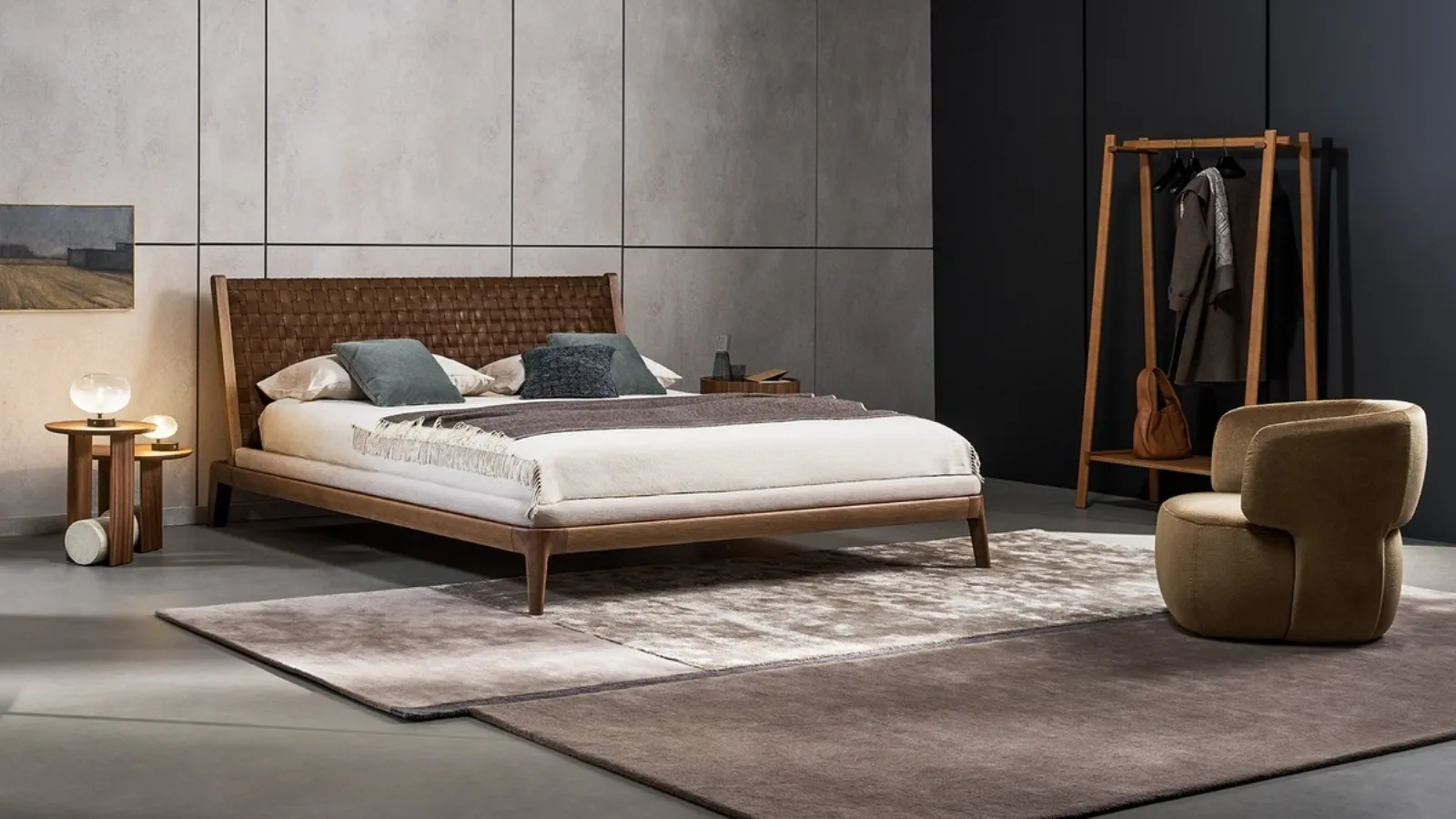 Double wooden bed with woven leather headboard Honeymoon by Bonaldo.