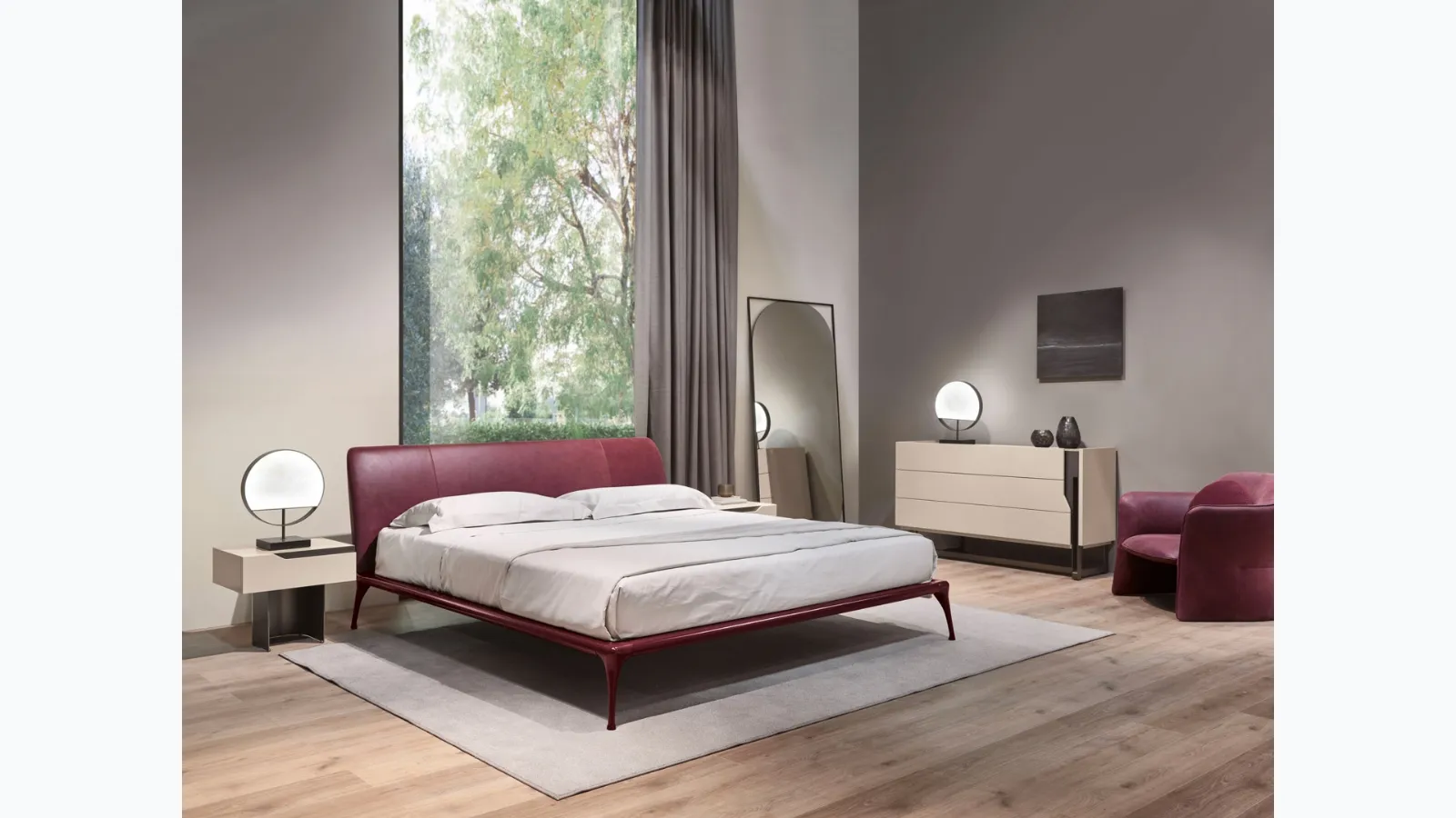 Modern leather bed Iseo 24 by Cantori