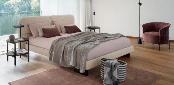 Upholstered fabric bed with quilted headboard Kilian by Calligaris