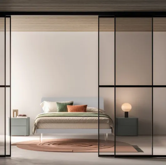 Bed Larissa Night 23 in matte lacquered Orme Feather
