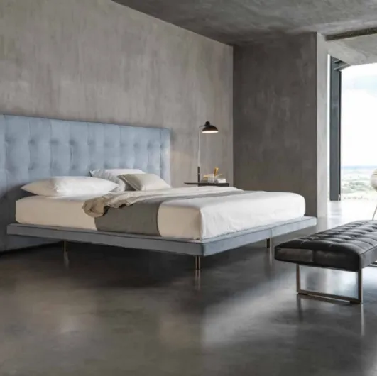 King size bed with a large headboard Ludwig by Desirèe.