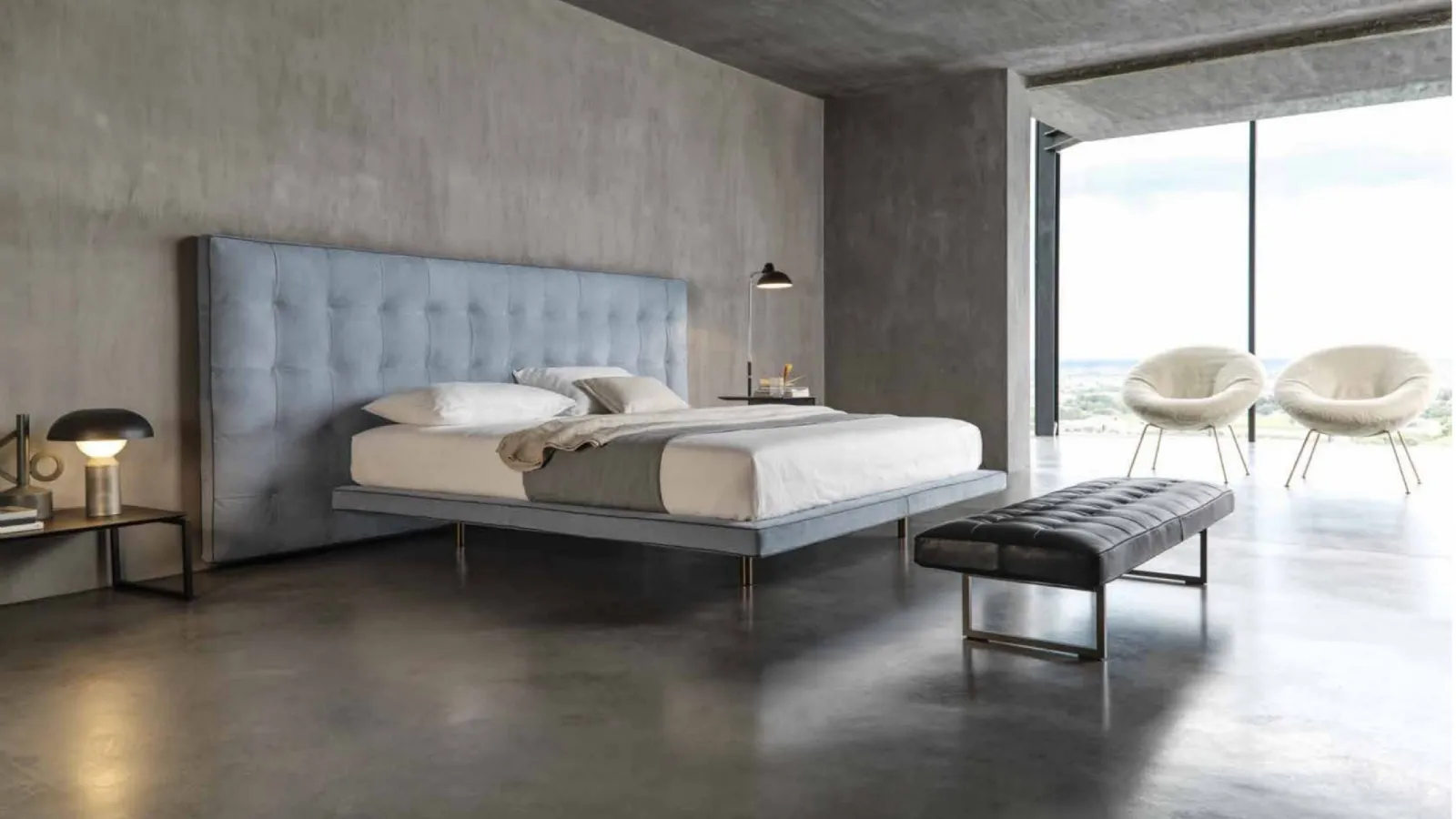 King size bed with a large headboard Ludwig by Desirèe.